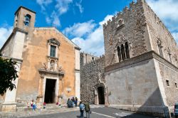 Il Palazzo Corvaja di Taormina venne costruito nel X secolo - © Mazerath / Shutterstock.com