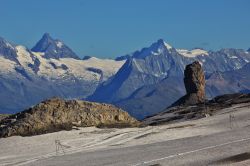 Quille du Diable una delle attrazioni che potete ammirare in lontananza dal ponte sospeso di Glacier 3000