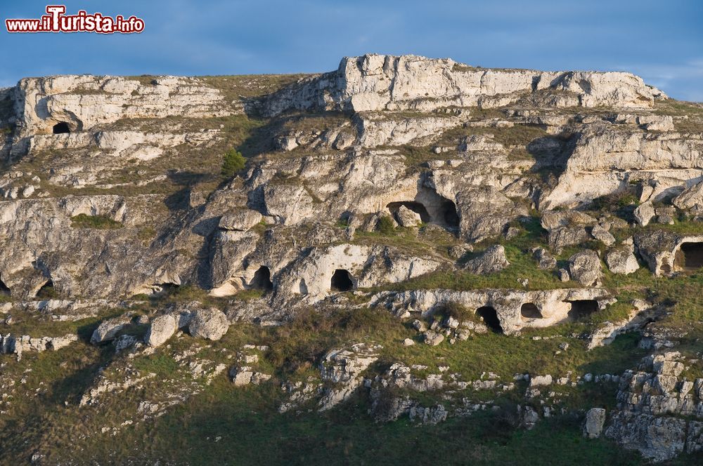 Immagine Le grotte paleolitiche del parco delle chiese rupestri di Matera (Basilicata)