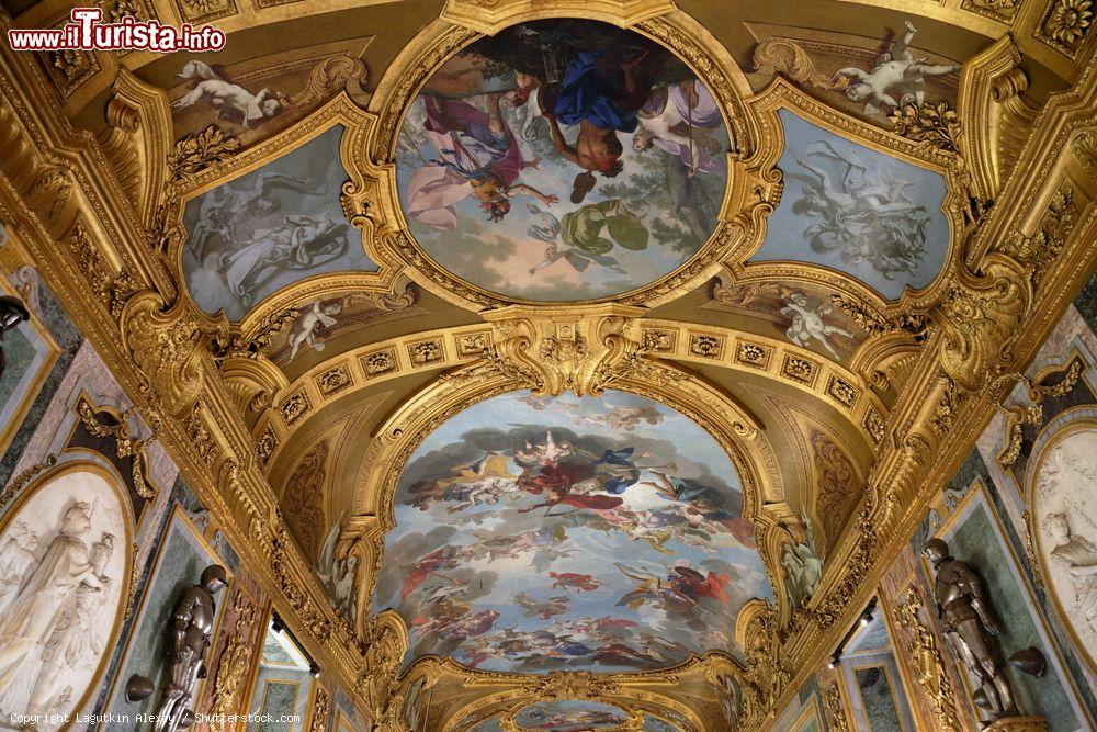 Immagine Un meraviglioso soffitto affrescato all'interno di Palazzo Reale a Torino - © Lagutkin Alexey / Shutterstock.com