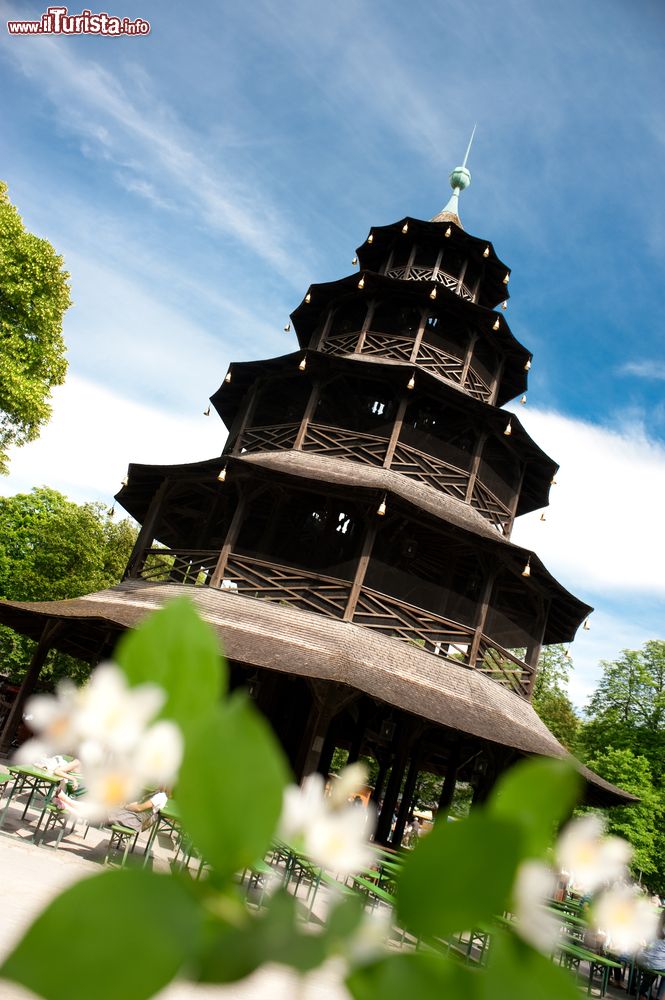 Immagine La pagoda cinese nell'English Garden di Monaco di Baviera