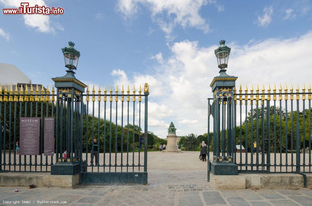 Immagine Cancellata di ingresso ai giardini botanici di Parigi i Jardin des Plantes - © lembi / Shutterstock.com