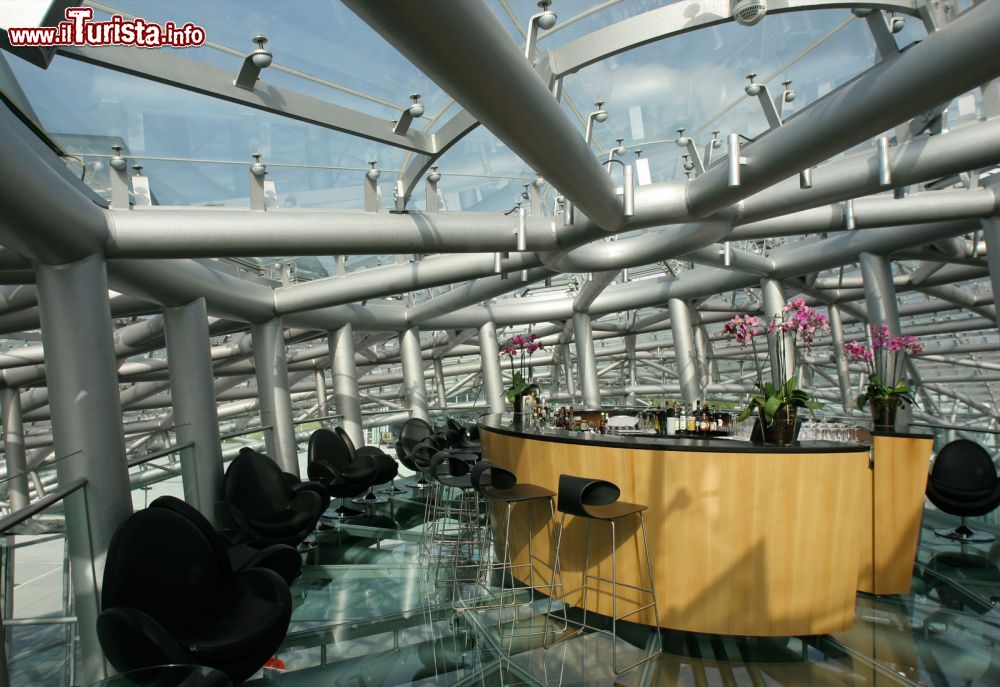 Immagine La moderna struttura di Hangar-7 a Salisburgo - © www.hangar-7.com/