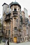 Il palazzo Lady Stair's House che ospita il Writers Museum di Edimburgo - © lowsun / Shutterstock.com