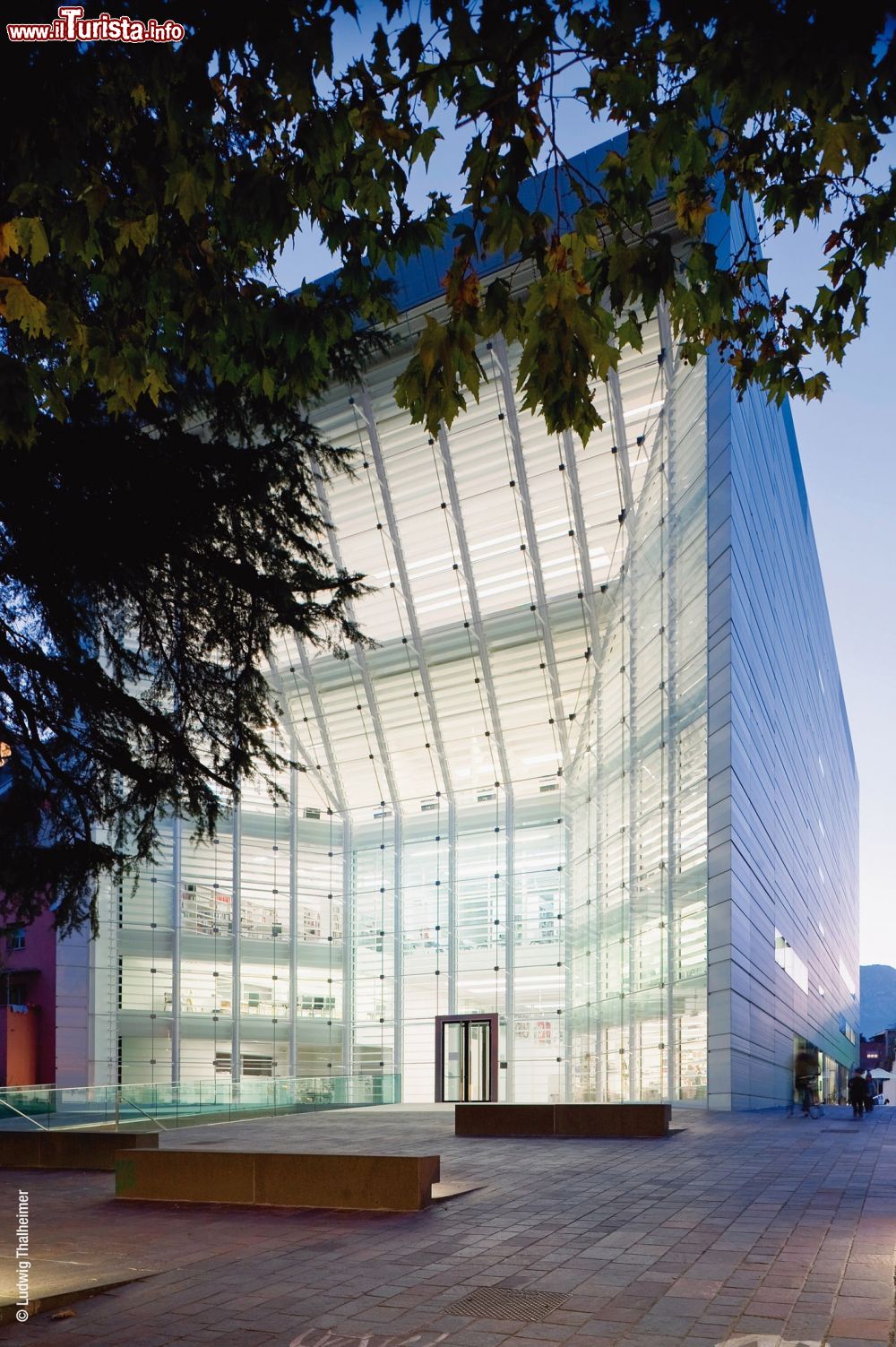 Immagine Uno scorcio del Museion di Bolzano  - © Ludwig Thalheimer / Lupe - www.museion.it
