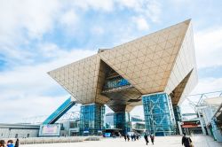 Tokyo International Exhibition Center siamo sull'sola di Odaiba in Giappone - © voyata / Shutterstock.com