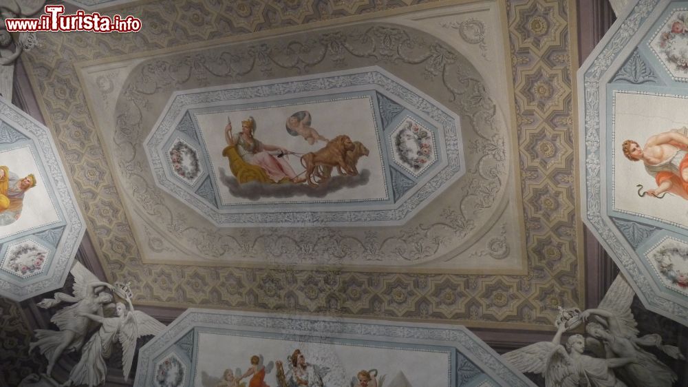 Immagine Il soffitto del Salone d'Onore del Castello di Govone, Piemonte