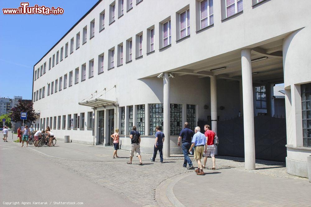 Immagine Ingresso della fabbrica di Oskar Schindler a Cracovia - © Agnes Kantaruk / Shutterstock.com