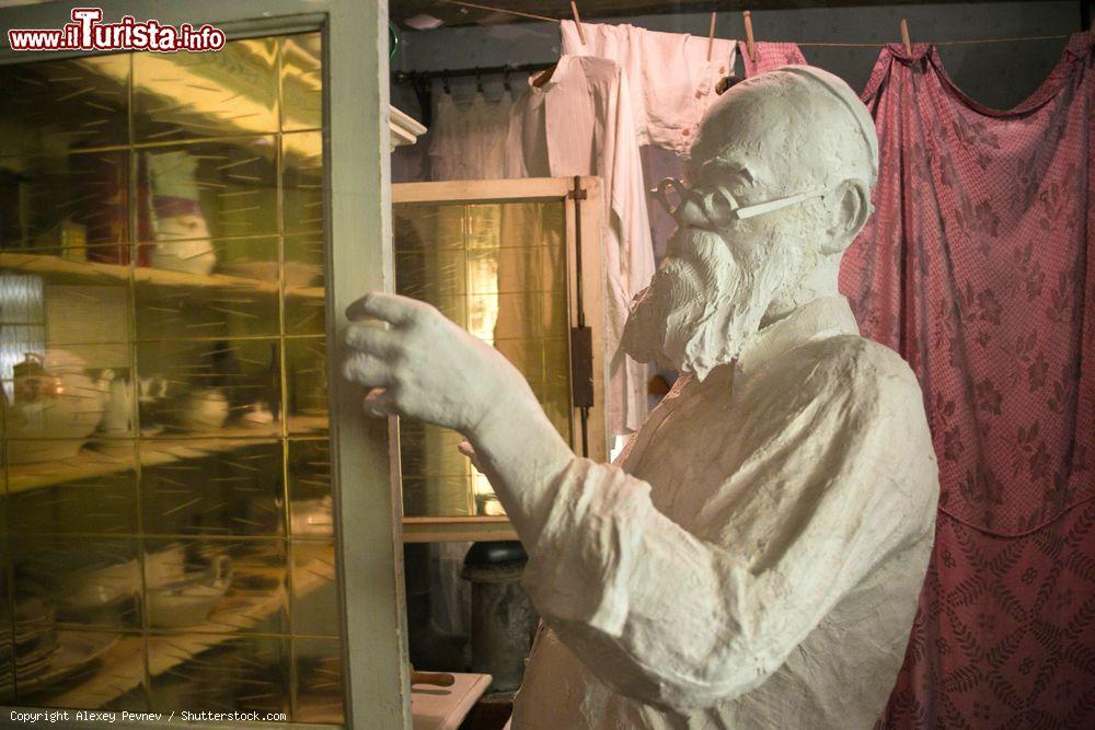 Immagine Ricostruzione della vita degli ebrei nel Ghetto durante la seconda guerra mondiale: siamo al museo della fabbrica di Schindler a Cracovia - © Alexey Pevnev / Shutterstock.com