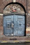 La decorazione di un'antica porta in legno nella celebre strada di Nyhavn a Copenaghen, Danimarca. 

