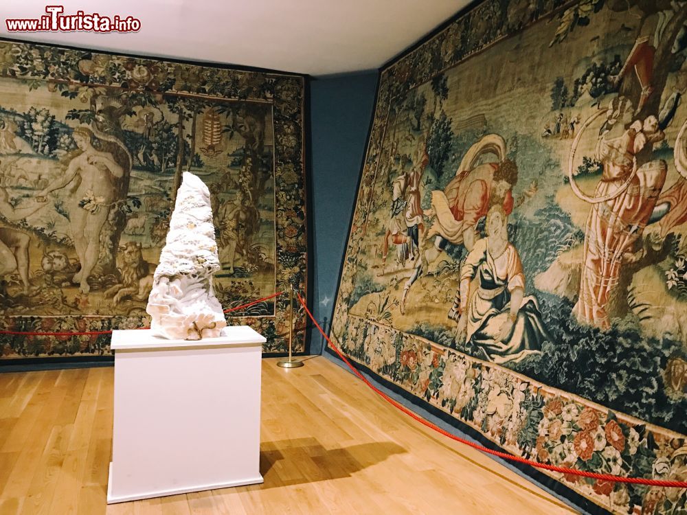 Immagine Arazzi esposti ai Musei del Duomo di Modena