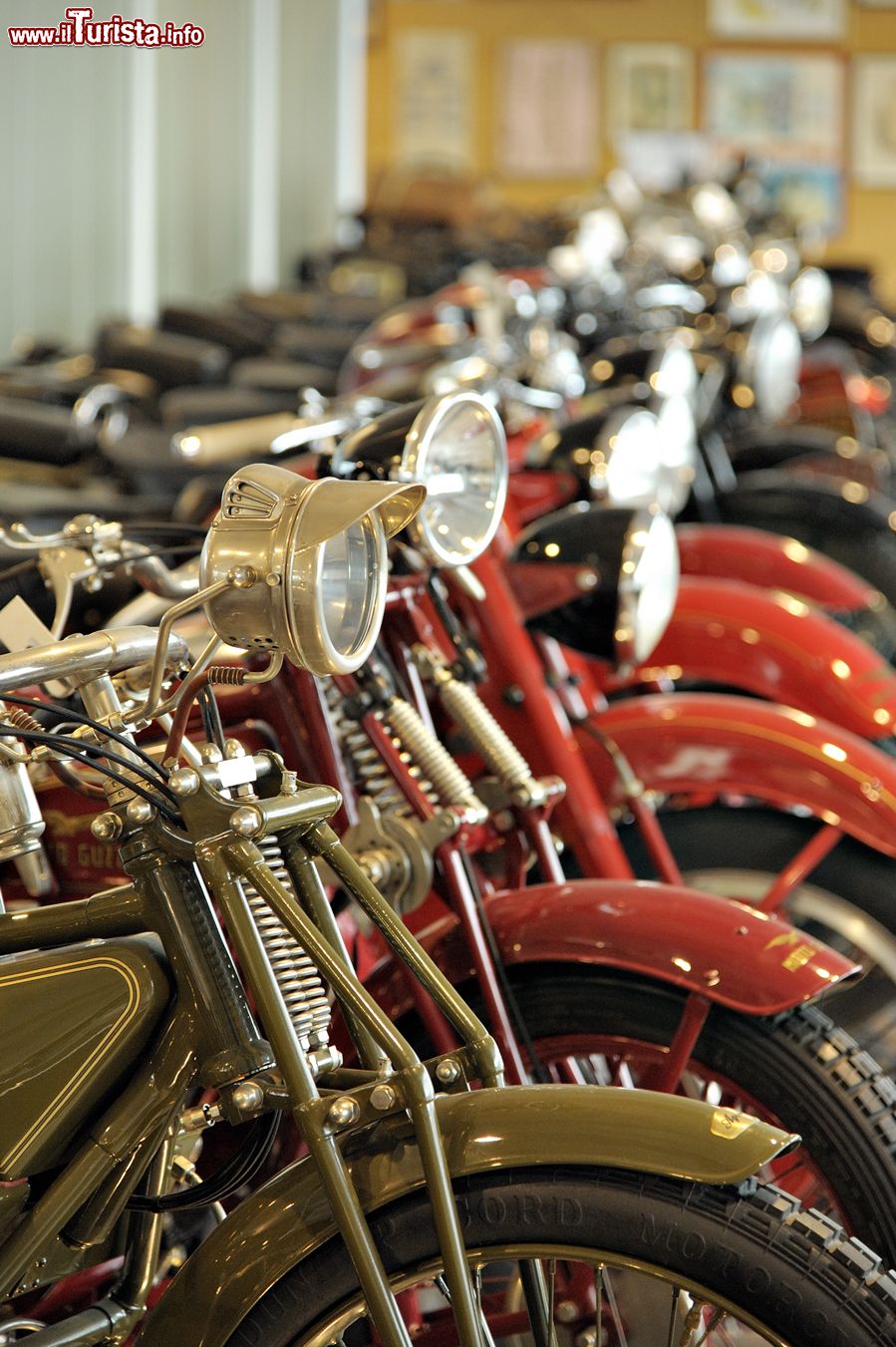Immagine Collezione di Motociclette al Museo Nicolis a Villafranca di Verona - © museonicolis.com