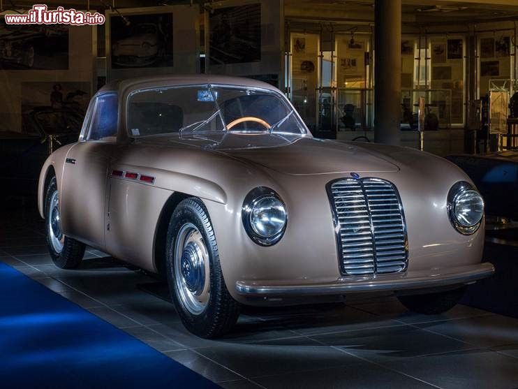Immagine Una bella Maserati A6 del 1947 esposta al Museo Nicolis di Villafranca di Verona - © A. Sartori  / museonicolis.com