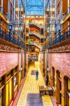 La visita al Bradbury Building di Los Angeles in California - © Sean Pavone / Shutterstock.com