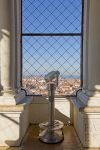 Dentro alla cella campanaria del Campanile di San marco a Venezia. La torre campanaria venne ricostruita dopo il crollo del 1903 - © lapas77 / Shutterstock.com