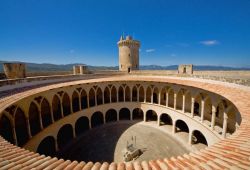 Il Castillo de Bellver a Palma di Maorca, il castello pià bello delle Baleari in Spagna