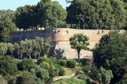 Le mura della Fortezza Medicea di Siena