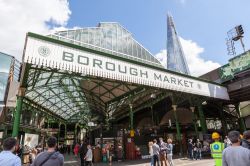 Ingresso al Borough Market uno dei mercati storici ...