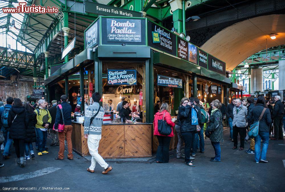 Immagine Visita al Borough Market di Londra  - © pcruciatti / Shutterstock.com