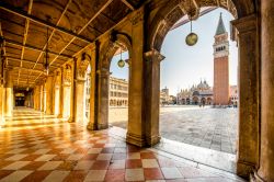 Il portico dell'ingresso al Museo Correr di Venezia