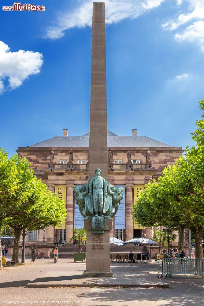 Immagine Il monumento al Maresciallo Leclerc, Grand Ile di Strasburgo - © Valery Rokhin / Shutterstock.com