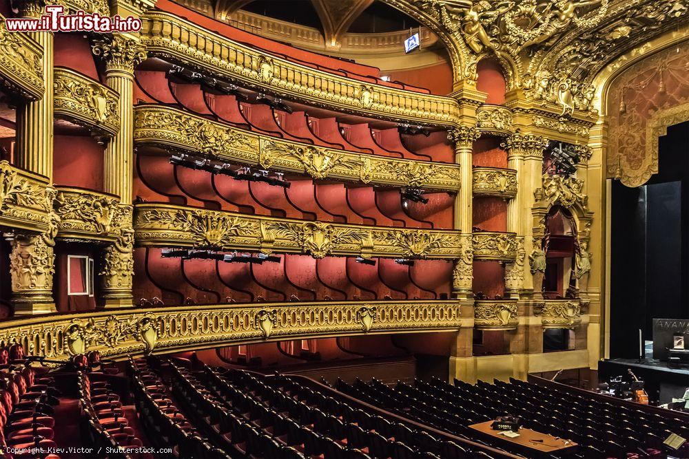 Immagine L'interno dell'Opéra Garnier (Palais Garnier) di Parigi, inaugurato nel 1875 con una sontuosa cerimonia - foto © Kiev.Victor / Shutterstock.com