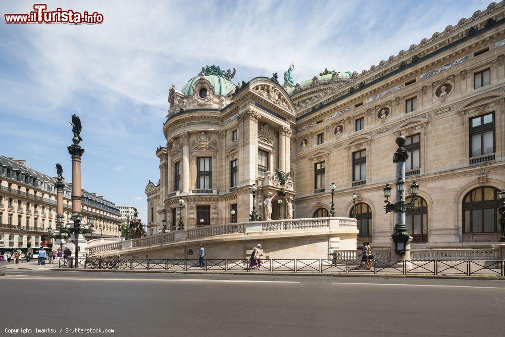 Immagine L'Opéra Garnier è un teatro di Parigi che si trova nel IX arrondissement della capitale francese. Fa parte de l'Opéra national de Paris - foto © imantsu / Shutterstock.com