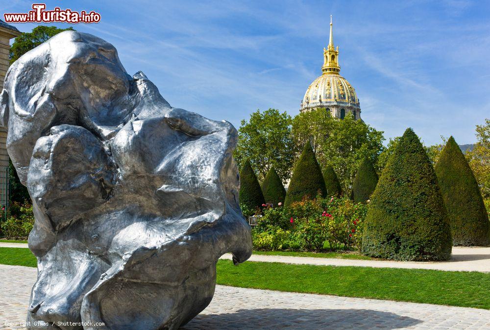 Immagine Una scultura di Rodin nei giardini del museo di Parigi - © Gimas / Shutterstock.com