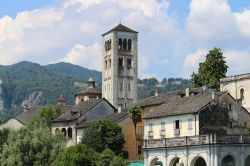 La Basilica di San Giulio, sul lago d'Orta in Piemonte