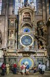 Il prezioso orologio astronomico della cattedrale di Strasburgo è il risultato della collaborazione di artisti, matematici e tecnici e rappresenta una visione dell’astronomia ...