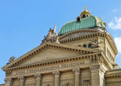 Dettaglio del Parlamento Svizzero a Berna, la sede della Bundeshaus, il Palazzo Federale Elvetico