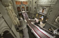 Interno del Palazzo Federale di Berna, sede del Parlamento Svizzero - © www.parlament.ch, Wikipedia