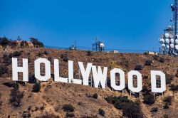 La scritta Hollywood si trova sul Monte Lee ed è oggi uno dei simboli della città di Los Angeles - foto © Oscity / Shutterstock.com