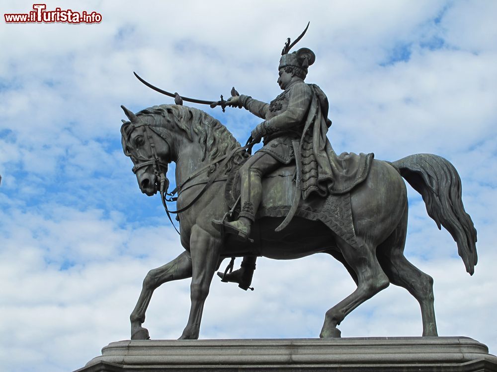 Immagine La statua equestre di Josip Jelačić sull'omonima piazza nel centro di Zagreb (Zagabria), Croazia.