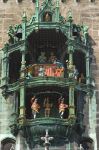 Il Glockenspiel il più grande carillon della Germania a Monaco di Baviera