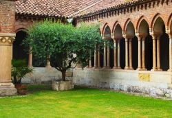 La visita al chiostro di San Zeno a Verona