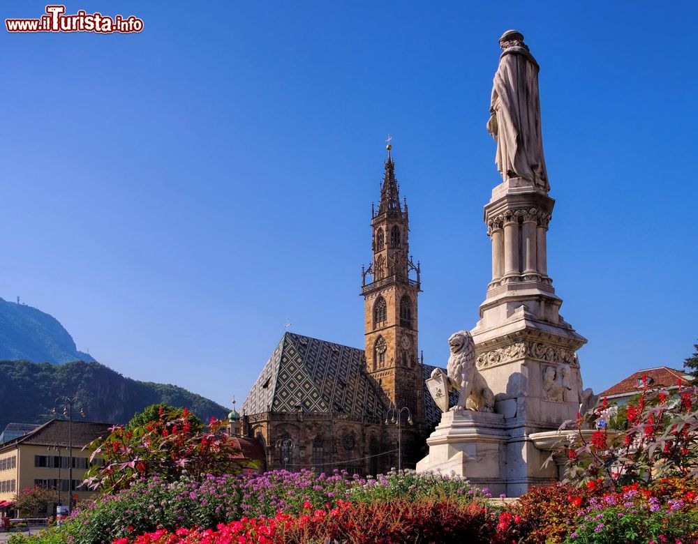 Immagine Il Duomo di Bolzano fotografato da Piazza Walther