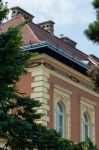 Dettaglio dell'edificio dell'Accademia di Scienze e Arti di Zagabria (Croazia) che ospita anche la Galleria Strossmayer - foto © Tamisclao / Shutterstock.com