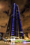 La Tour Montparnasse in un'immagine notturna. Si tratta del secondo grattacielo di Parigi per l'altezza, che raggiunge i 210 metri.