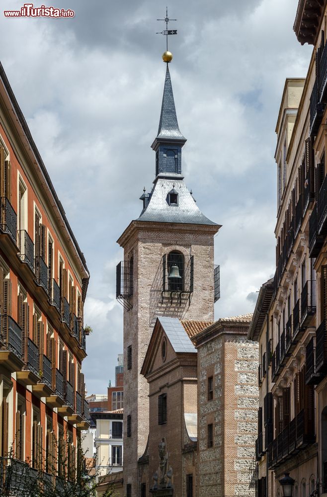 Immagine La chiesa di San Ginés de Arles si trova in Calle Arenal (quartiere Sol) ed è una delle più antiche chiese di Madrid (Spagna).