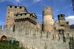 Il complesso medievale del Castello di Fenis, Aosta