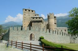 La fortezza medievale di Fenis in Valle d'Aosta