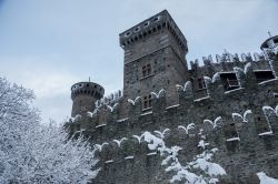 Nevicata al Castello di Fenis, Aosta