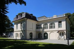 Vista sud di VIlla Klimt a Vienna nel quartiere di Hietzing, ad ovest del centro - © Manfred Werner (Tsui) - CC BY-SA 3.0, Wikipedia