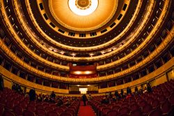 L'interno dell'Opera di Vienna, Austria. ...