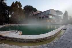 Stabilimento Albergo Posta Marcucci alle Terme di Bagno Vignoni in Toscana