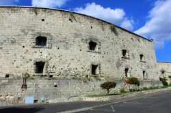 La Cittadella di Budapest sul monte Gellert, Ungheria. All'interno di questa fortezza voluta nel 1851 dall'imperatore Francesco Giuseppe si trova un museo in cui sono esposte statue ...