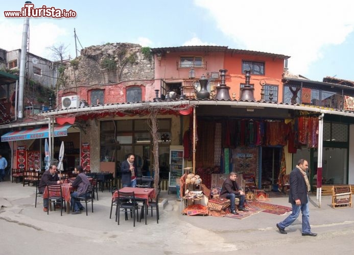 Piazza interna al gran bazaar