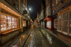 YORK The Shambles vincitrice del premio Google per la via più pittoresca del Regno Unito. - © Phil MacD Photography / Shutterstock.com
