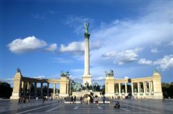 Budapest piazza degli eroi